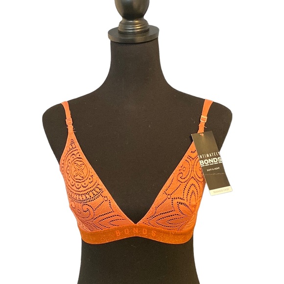 Intimately Bonds Lace Bra Medium NWT - Picture 1 of 8